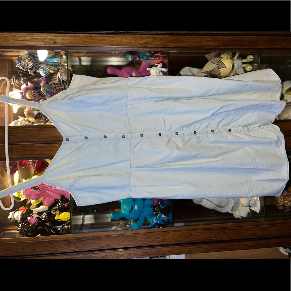 Just Be… XL very comfortable, button down, adjustable straps, light Jean dress.